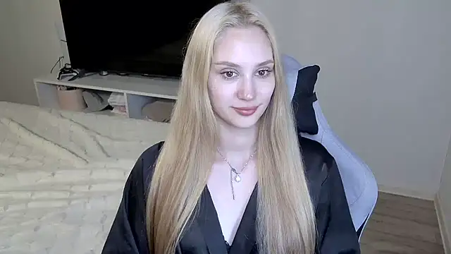 Layla001 élő XXX-chatje