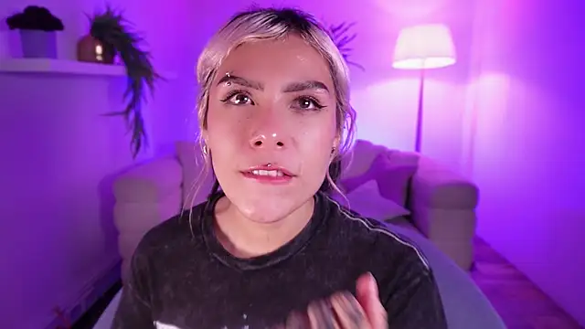 Czat XXX na żywo – Molly__davis