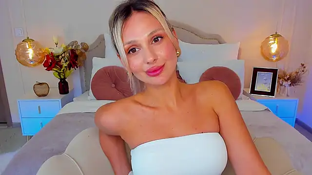 MissLoou Chat XXX live