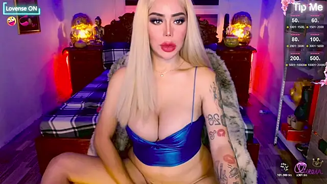Chat XXX ao vivo de _QueenGoddess_
