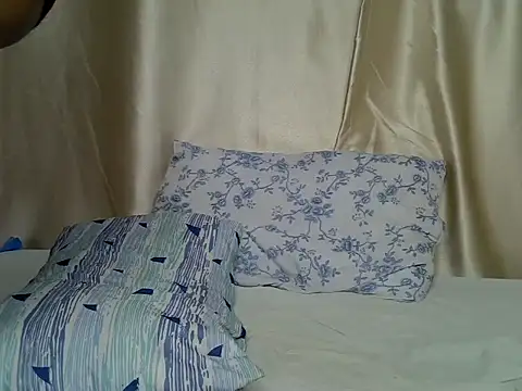 Queen_pretty2 Live XXX-chat