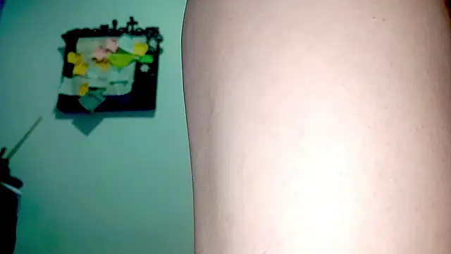 PetiteIvoryQueen19's Live XXX Chat