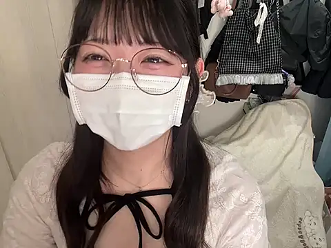 y-u-r-a-33 Live XXX-Chat