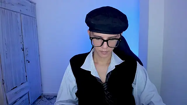 tylerrnova Webcam-Show