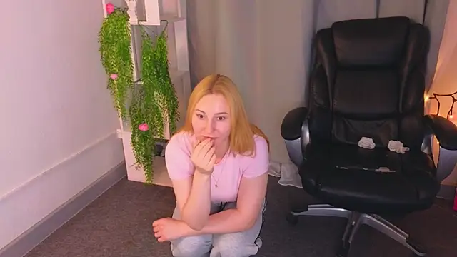 RosalieHandley Chat XXX live