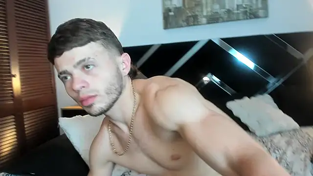Zeus_damian21's Live XXX Chat