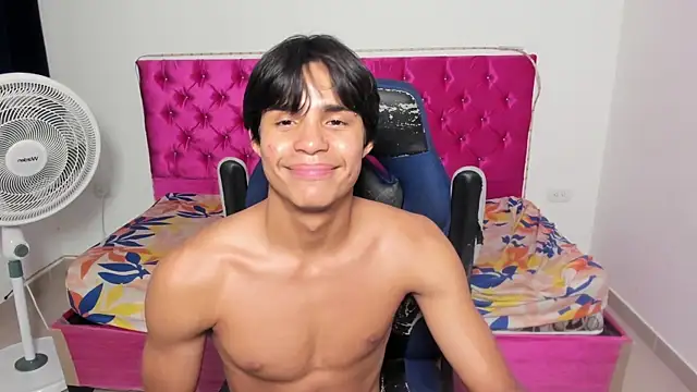 Czat XXX na żywo – skinny_sam