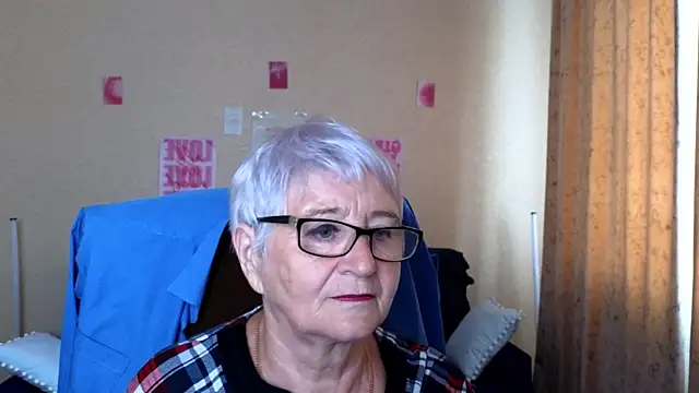 Sandra_Snowflake Chat XXX in diretta