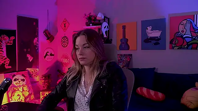 Chat XXX ao vivo de VireliaMoonfall