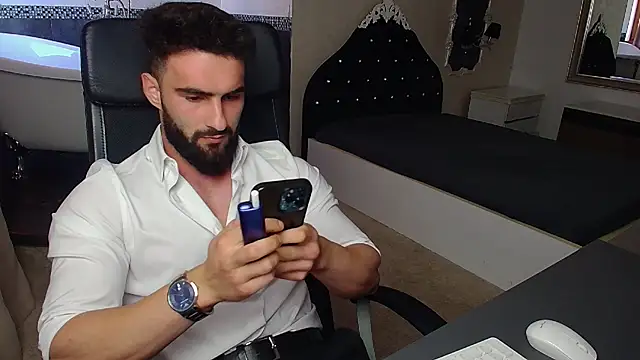 MicahLane: απευθείας συνομιλία ΧΧΧ