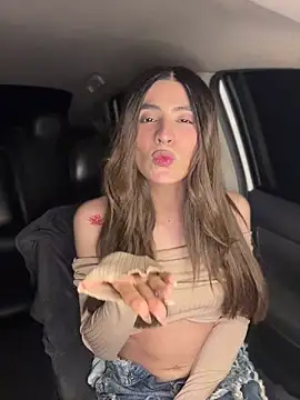 Chat +18 de Lottus_fire ao vivo