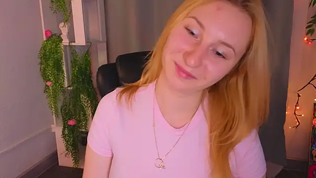 RosalieHandleyn Live XXX chat