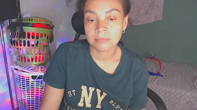 shayna_cute's Live XXX Chat