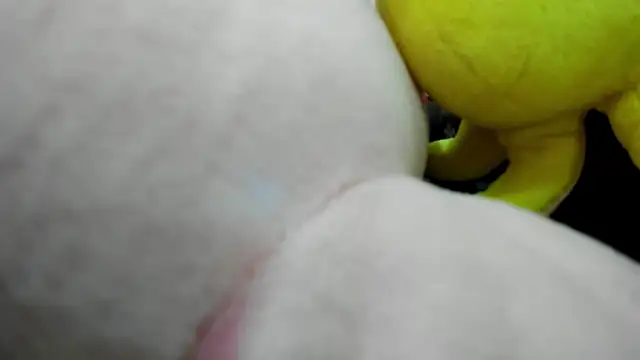 ErlinaBuoy's Live XXX Chat