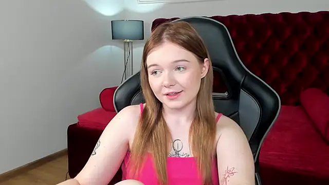 ElinaVale Adlı Modelin Canlı XXX Sohbeti