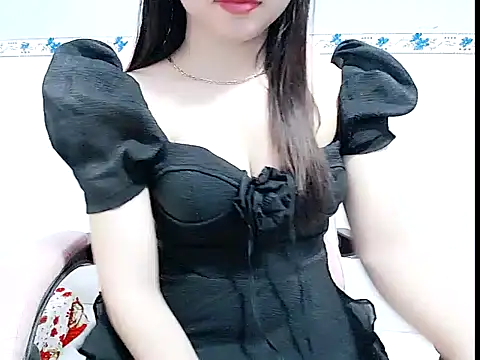 Chat XXX en directo de Emilysexy_cut
