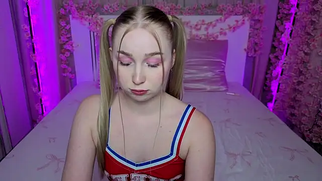 LilyStarlight's Live XXX Chat