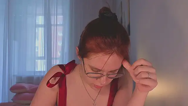 Mia_Luw Obrolan Langsung XXX