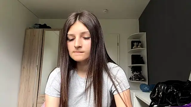 SpanishRooter Live XXX-chat