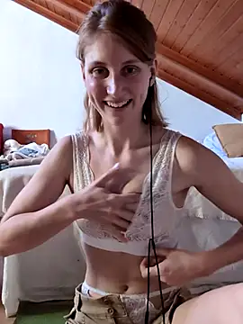 Julialexxxx Adlı Modelin Canlı XXX Sohbeti