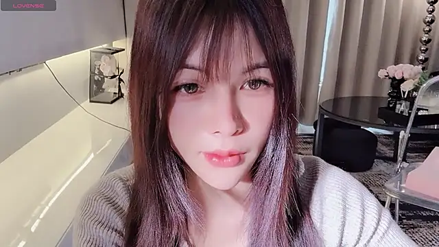 lvy-w's Live XXX Chat