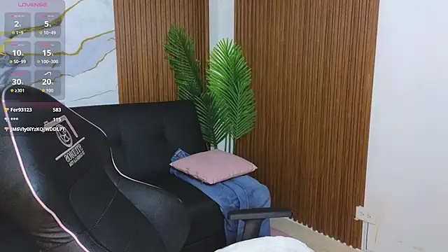 Онлайн чат XXX Loren_Tay