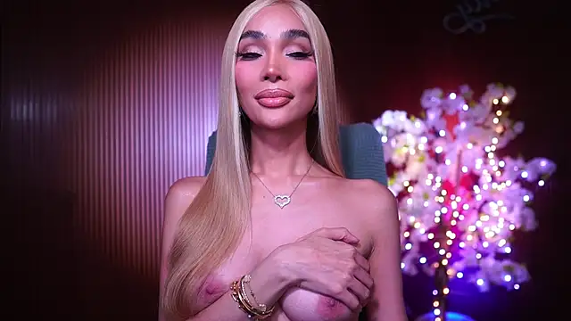 xxforyoureyesonlyxx's Live XXX Chat
