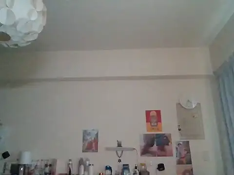 ilove90123 – Naživo XXX chat