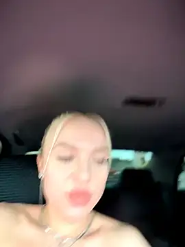 XXX chat uživo modela pinkstar_
