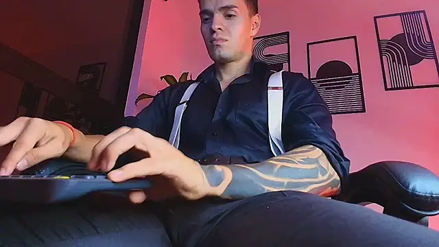 ALPHA_DOMINUS_'s Live XXX Chat