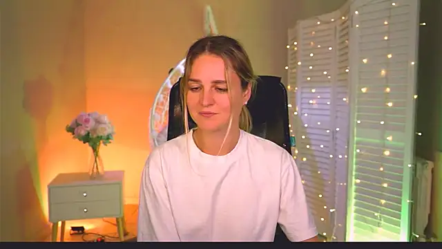DeboraLarson élő XXX-chatje