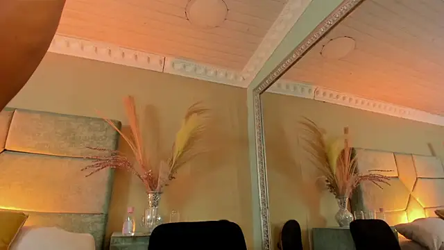 Chat XXX ao vivo de NoaahTylor