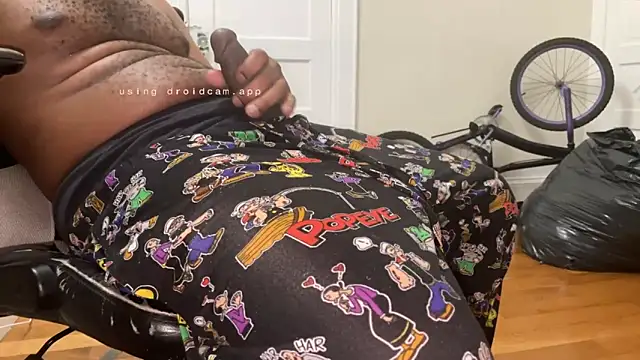 MrUnintentional Show in webcam