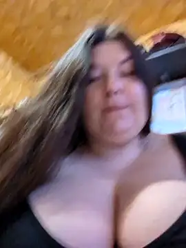צ'אט XXX בשידור חי של BrookeStreams