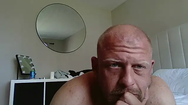 Confidentialcouple90smale Webcam show