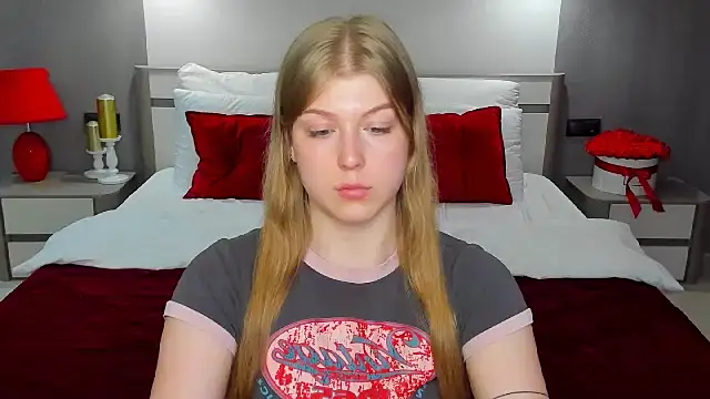 Онлайн чат XXX Stella_Light