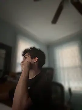 הופעת וובקאם של wecrulb