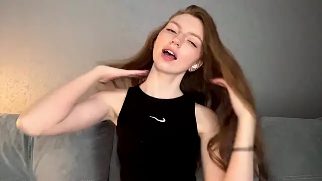 Auroralgnis Chat XXX in diretta