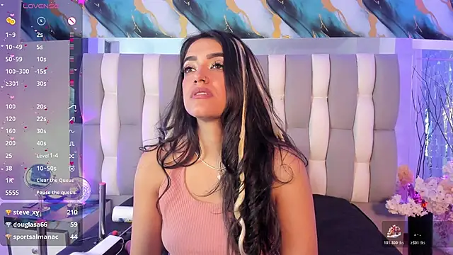 Chat +18 de IsaDiiaz ao vivo