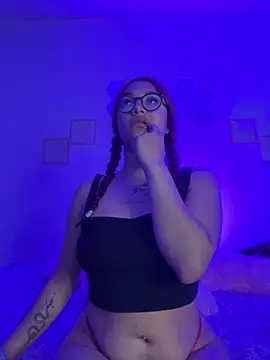 Aariel11 Chat XXX in diretta