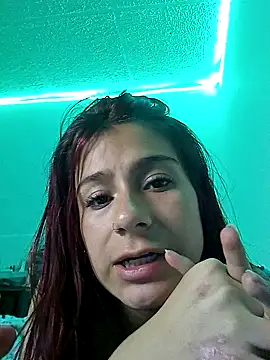 Chat +18 de Aimi_lu ao vivo