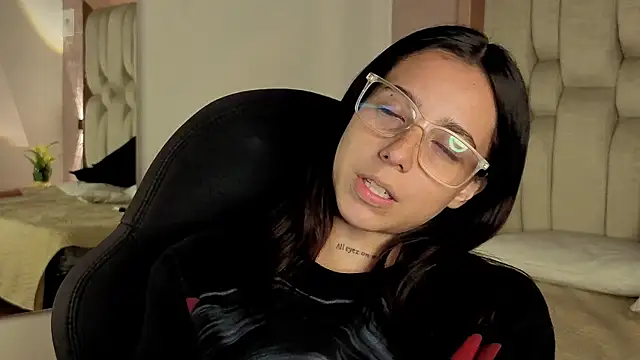 TinyVelvet Live XXX-Chat