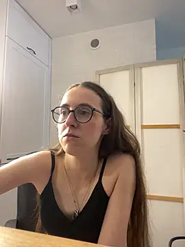 MartiniiSelenna's Live XXX Chat