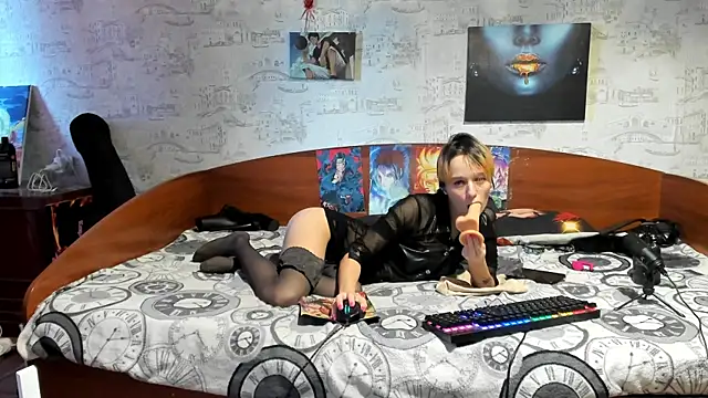 KagamiTayga's Live XXX Chat