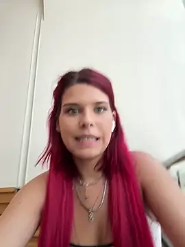 RiriRoseey's Live XXX Chat