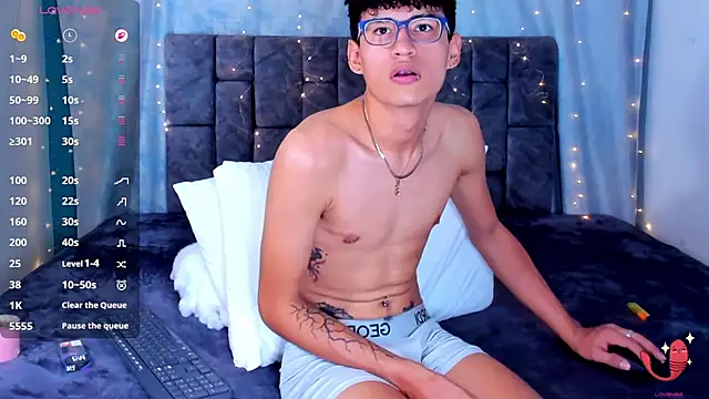 Chat XXX ao vivo de NicolasTorrez