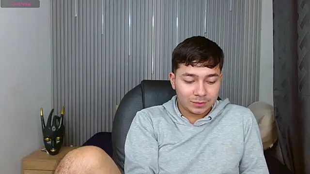 XXX chat uživo modela Julian_Smith21