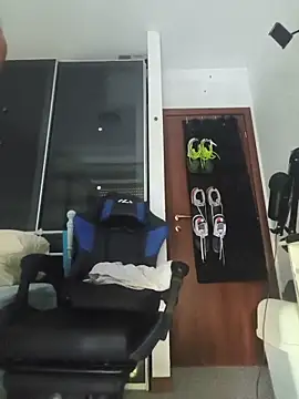 catullo14 Adlı Modelin Canlı XXX Sohbeti