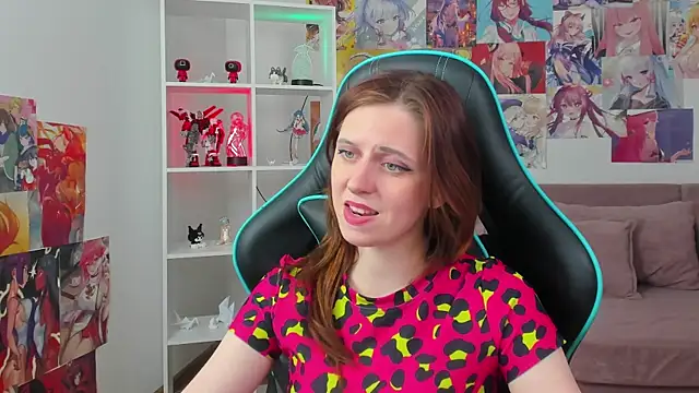 XXX chat uživo modela FreyaVeys