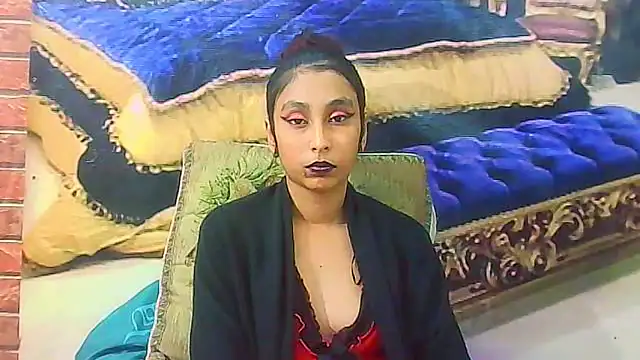 IndianSexyButt's Live XXX Chat
